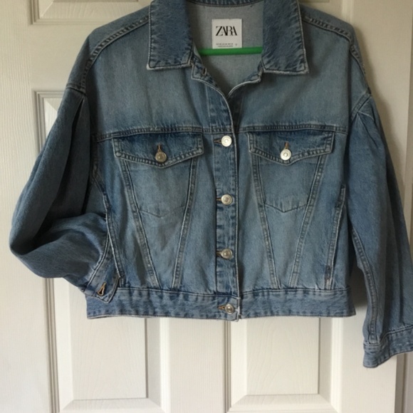 NWOT Oversized Denim Jacket - Picture 4 of 6